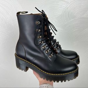 Dr. Martens Leona 8 leather boots black